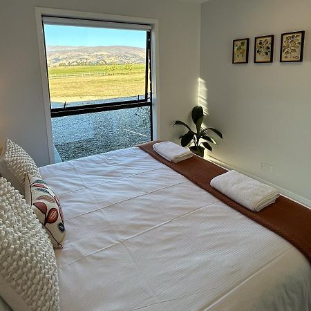 Appartamento Tarras Countryside Retreat - Near Tourist Route Esterno foto