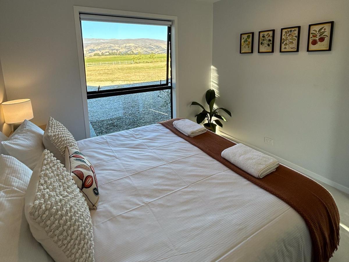 Appartamento Tarras Countryside Retreat - Near Tourist Route Esterno foto